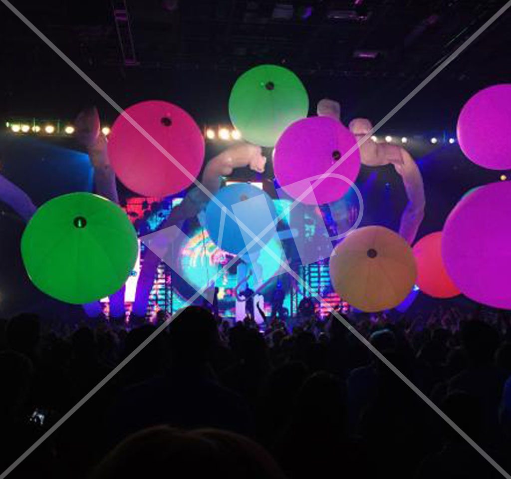 led beach balls