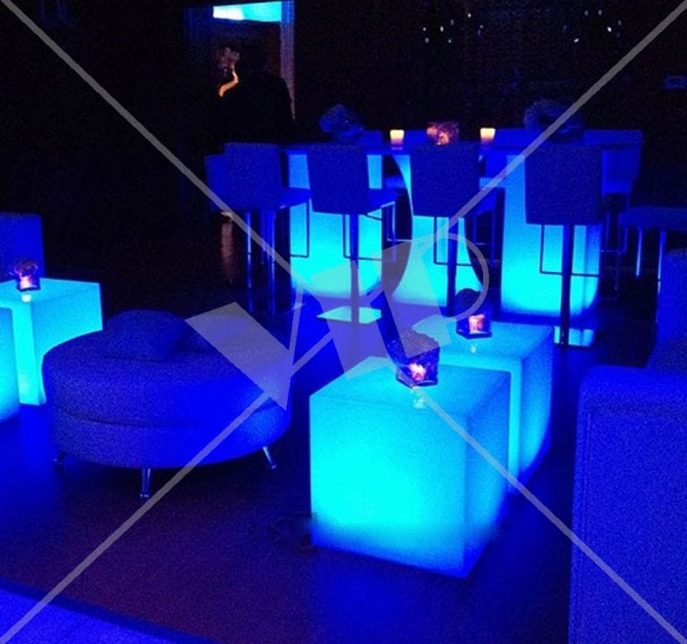 Led Acrylic lighted Cube 20x20 (Changing Colors) – Lounge Party Rentals